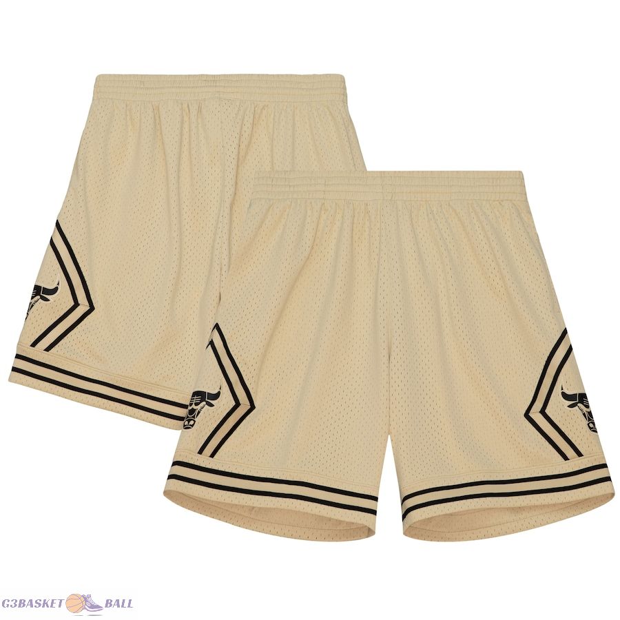 Men's Chicago Bulls Mitchell & Ness Khaki 1997-98 Hardwood Classics Swingman Shorts