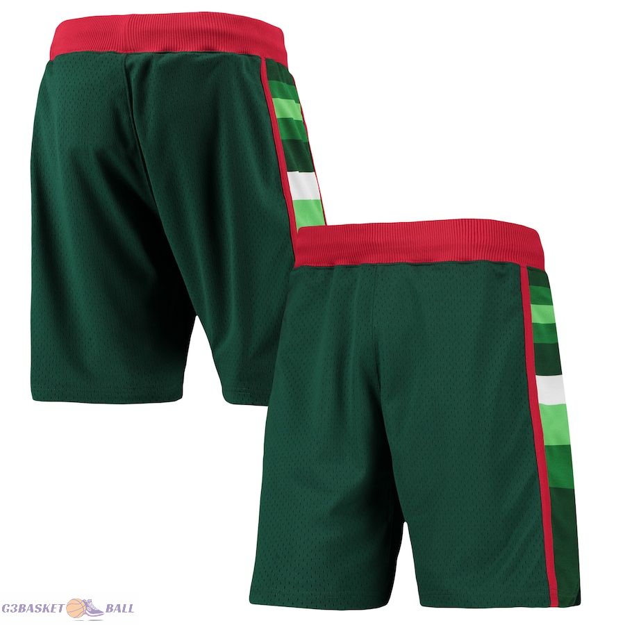 Men's Milwaukee Bucks Mitchell & Ness Green 1983-84 Hardwood Classics Authentic Shorts