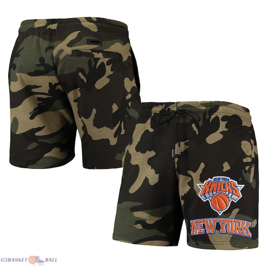 Men's New York Knicks Pro Standard Camo Team Shorts