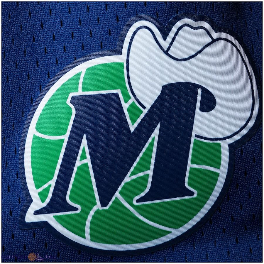 Men's Dallas Mavericks Mitchell & Ness Royal Big & Tall Hardwood Classics Team Swingman Shorts